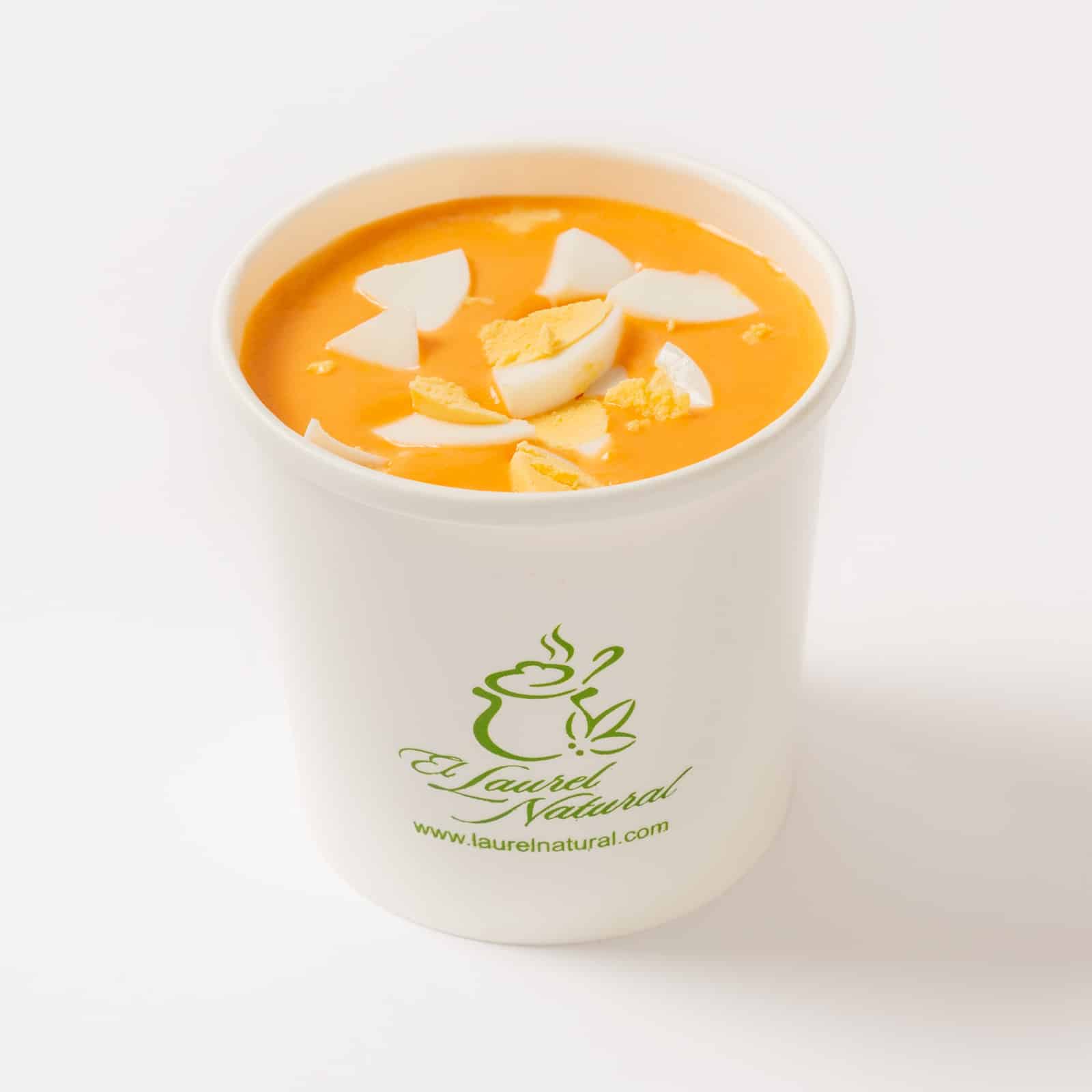 Salmorejo con huevo